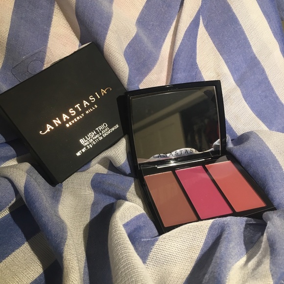 Anastasia Beverly Hills Other - **SOLD**NIB ABH Blush Trio - Pool Party